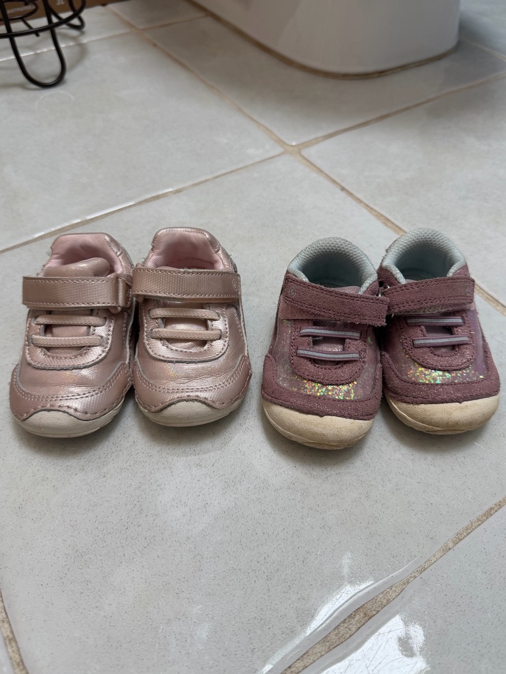Stride Rite Toddler Glitter & Metallic Pink Hook-and-Loop Sneakers Size 3.5